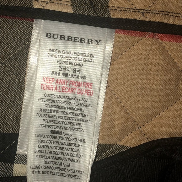 Burberry Girls Diamond Quilted Jacket 10Y - Picture 4 of 7